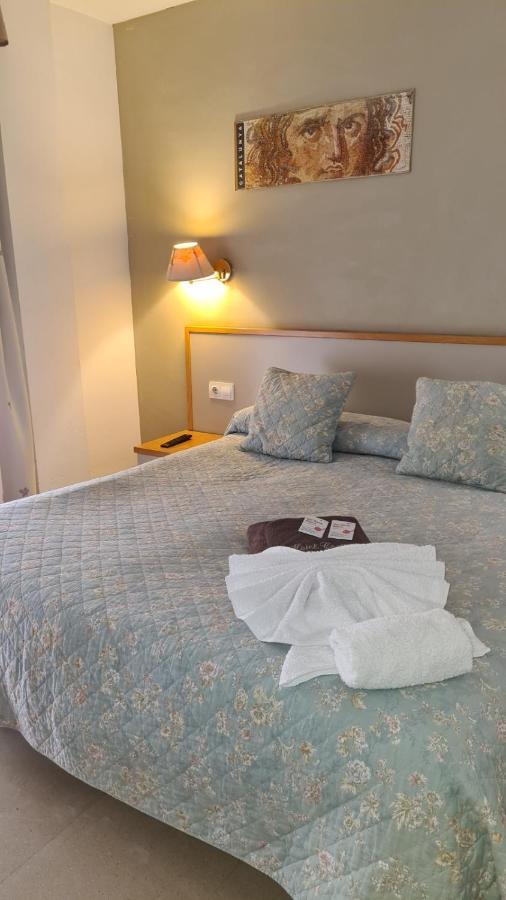 Hotel Cosmos טראגונה מראה חיצוני תמונה