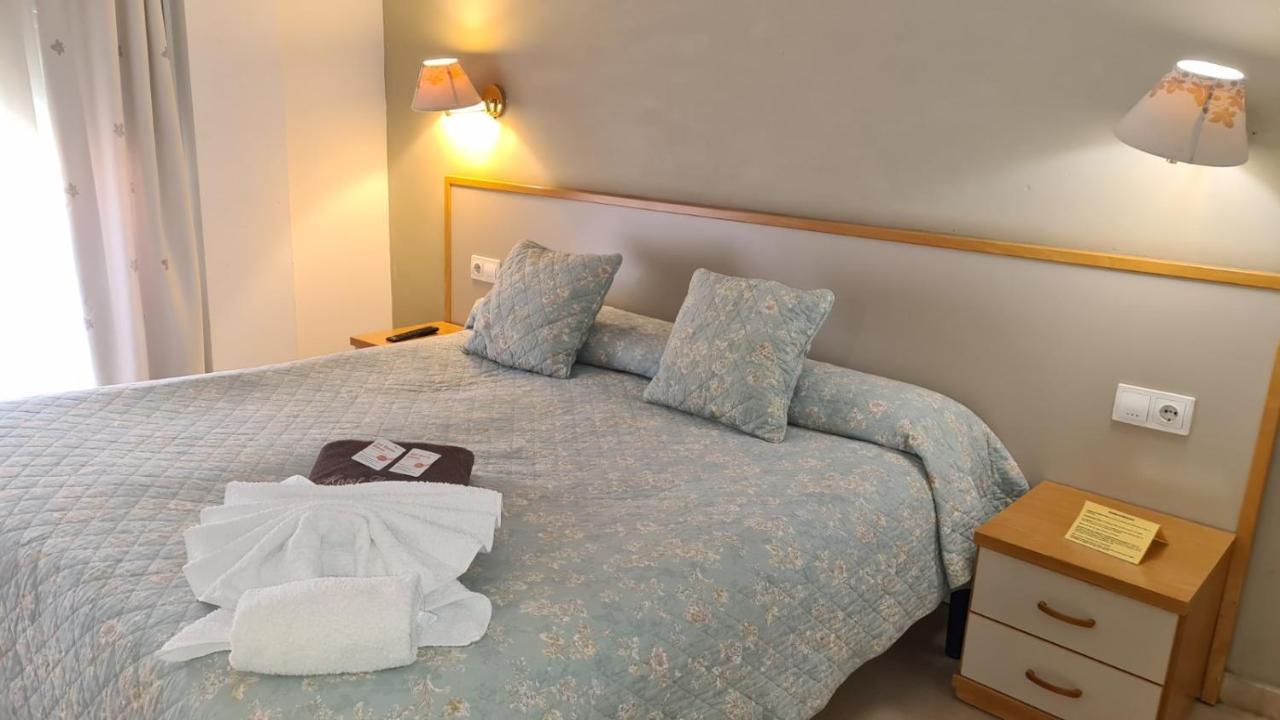 Hotel Cosmos טראגונה מראה חיצוני תמונה