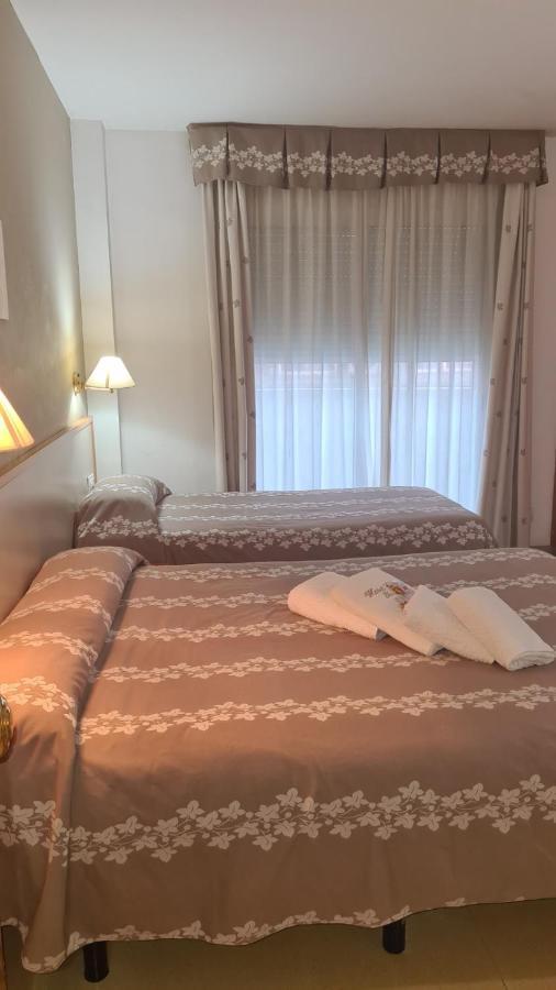 Hotel Cosmos טראגונה מראה חיצוני תמונה