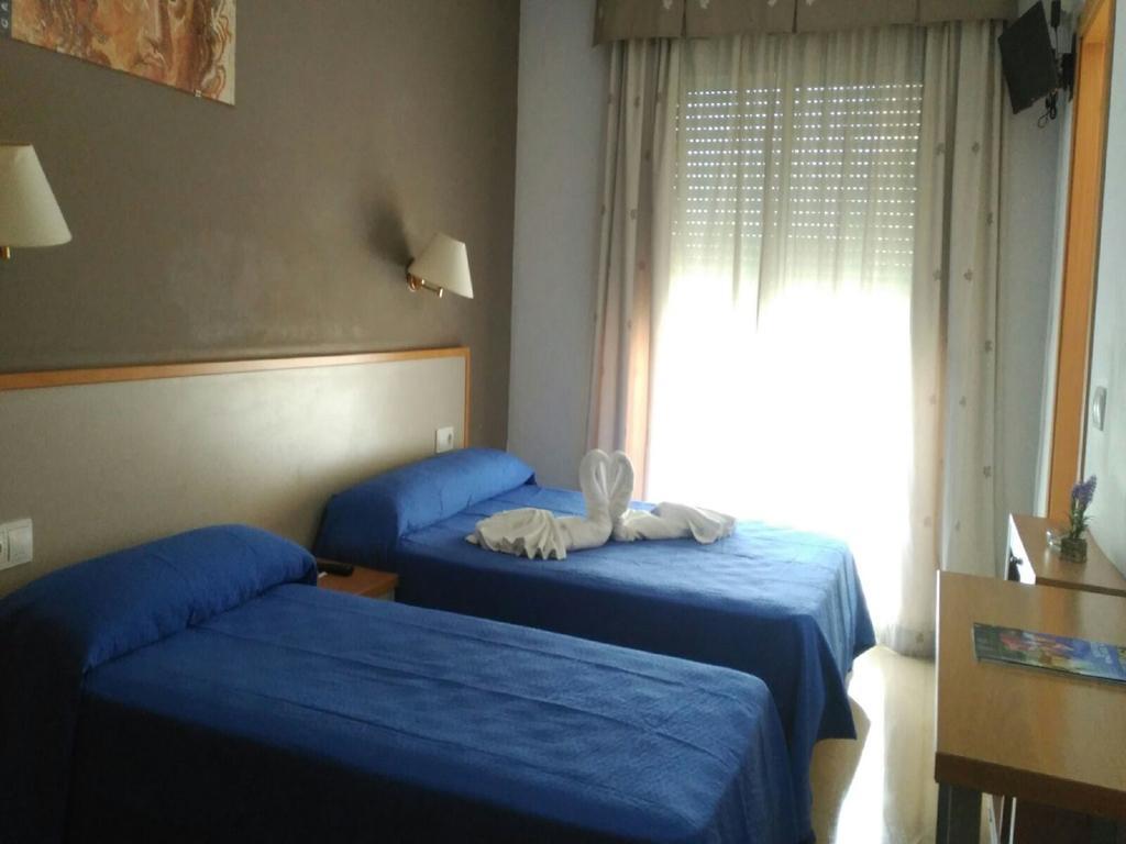 Hotel Cosmos טראגונה מראה חיצוני תמונה