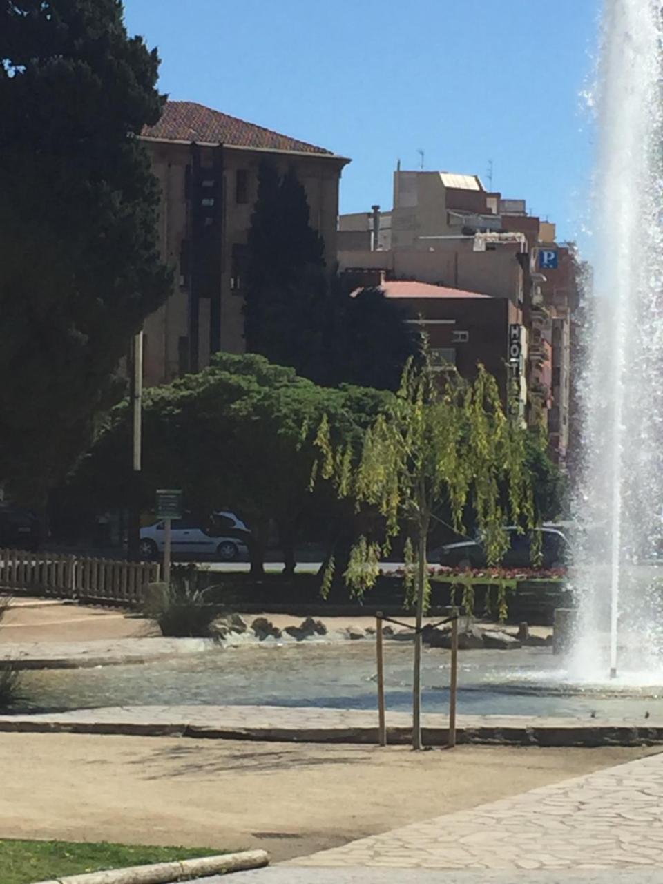 Hotel Cosmos טראגונה מראה חיצוני תמונה