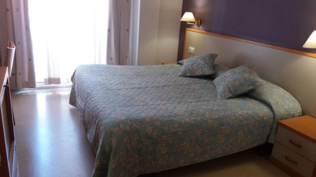 Hotel Cosmos טראגונה מראה חיצוני תמונה