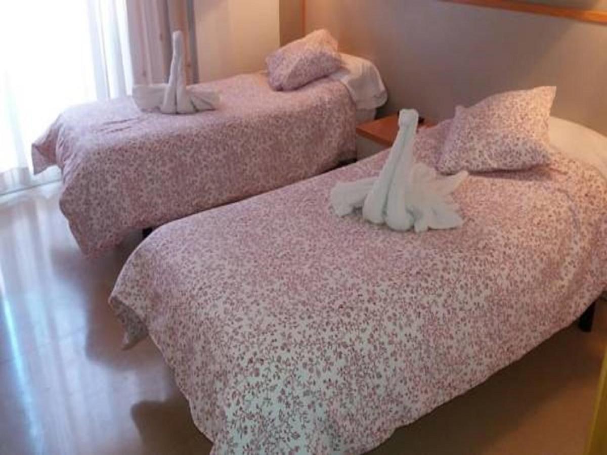 Hotel Cosmos טראגונה מראה חיצוני תמונה